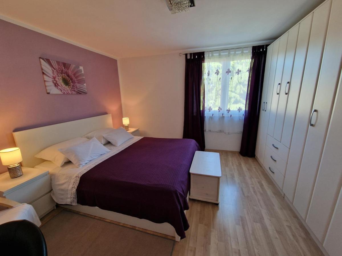 Apartments And Rooms By The Sea Rovinj - 19183 Εξωτερικό φωτογραφία